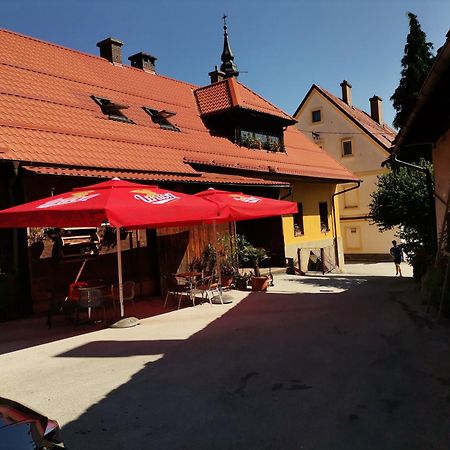 Penzijon Urbanc Bed and Breakfast Lovrenc na Pohorju Εξωτερικό φωτογραφία